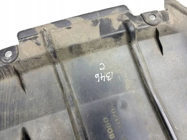 Lexus RX 450H 2020 Cubierta Tanque Combustible OEM 5872448060 image 6