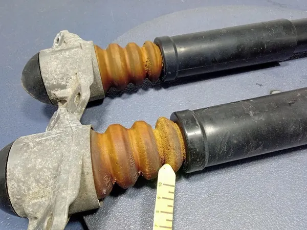 Ammortizzatori Posteriori SKODA YETI 4X4 Set 1K0513029MN image 6