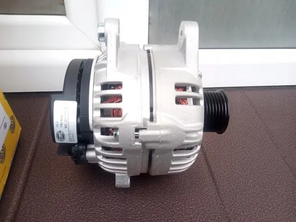 Hella 150A Alternaattori Opel Vivaro image 3