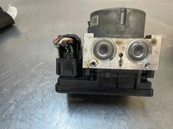 Pompe ABS OEM 9809312580 pour Peugeot Citroen image 2