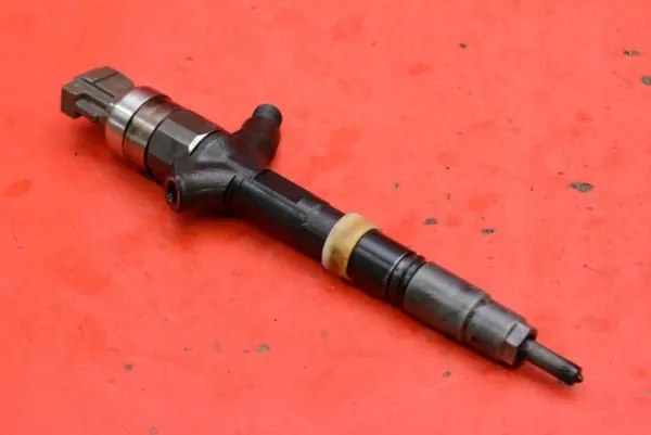 Inyector 23670-27030 para Toyota RAV4 2.0 D-4D 03-06 image 9