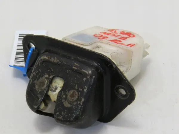 Takaluukun lukko OEM 360172089 Nissan Note 06-09 image 4