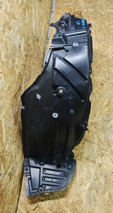 Left Front Wheel Arch Toyota Yaris IV image 3