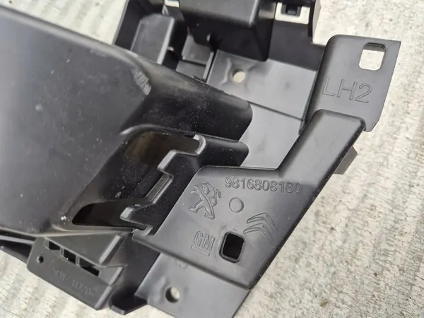 CITROEN BERLINGO 18- Suporte de para-choque traseiro esquerdo 9816808180 image 5