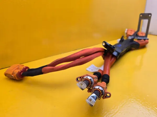 Câble de charge Mercedes-Benz EQC OEM A2935405204 image 4