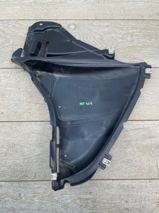 BMW 5 G30/G31 M-Paket Front Right Lower Wheel Arch 51718060032 image 2