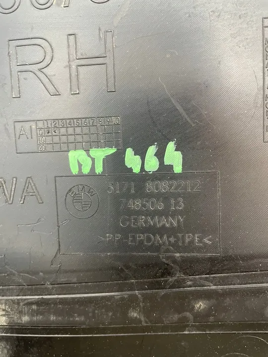 BMW 5 G30/G31 M-Paket Front Right Lower Wheel Arch 51718060032 image 3