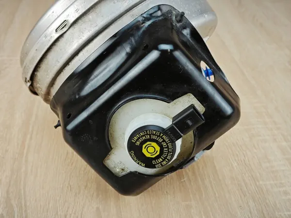 Pompe servo-frein OEM 4G1612103H pour Audi A7 C7 image 4