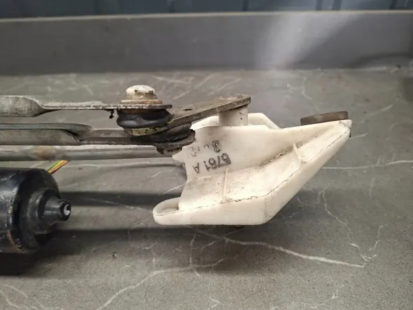 Scheibenwischermotor-Mechanismus vorne OEM 1155646B - Gebraucht image 7