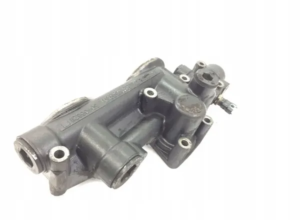 Ölfilterhalter Iveco OEM 504035152 - Gebraucht image 3
