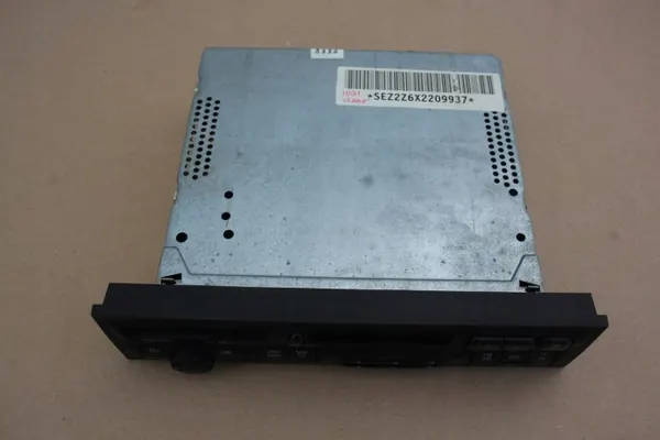 Radio SEAT OEM 1M0035186B pour Leon I & Toledo II image 4