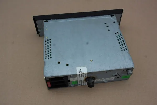 Radio SEAT OEM 1M0035186B pour Leon I & Toledo II image 5