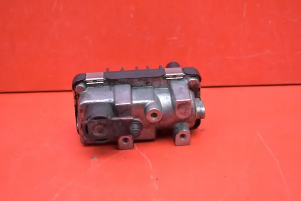 Actuador Turbo OEM 6NW008412 para Citroen C6 2.7 HDI image 5