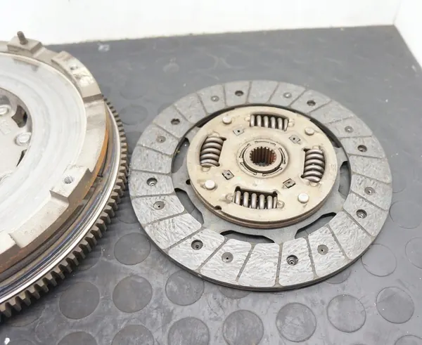 FIAT 500X 1.0T Embreagem Volante Duplo OEM 46337762 image 4