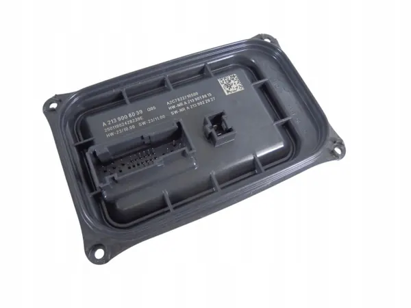 OEM A2139008039 LED-muuntimomoduuli Mercedesille image 2