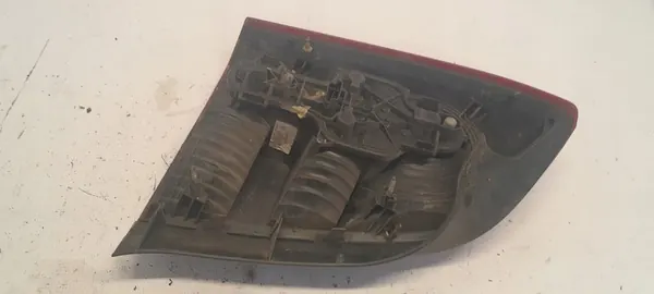 Nissan Primera P12 Berlina Luz Trasera Derecha 26550AU300 image 2