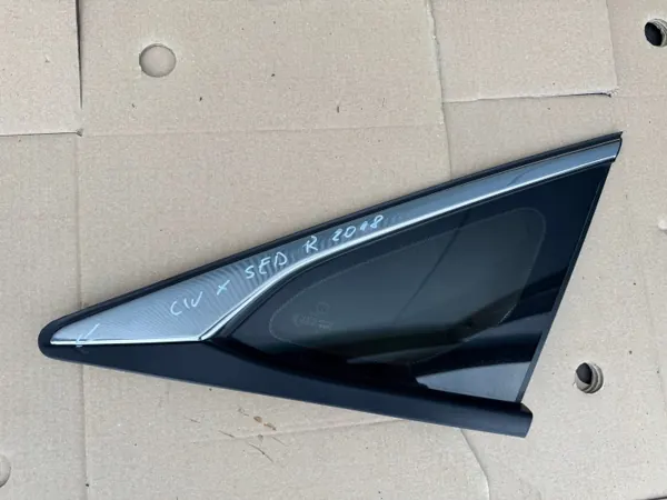 Honda OE Carrosserieglas Rechterkant OEM 2018 image 2