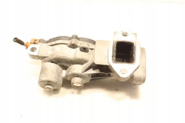 EGR-venttiili Opel Astra J 1.7CDTI image 6