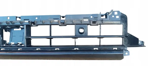Rejilla Audi Q3 II 83A S-Line 18-25 OEM 83A807683A image 4