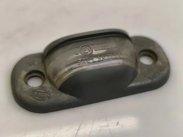 Audi 80 registreringsskyltsljus OEM E10022898 - Begagnad image 2