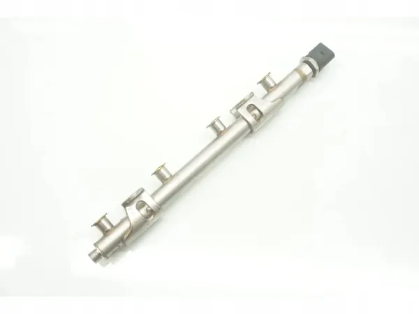 Rail d'injection OEM 04F133320D pour Seat Leon 1.4 TSI image 9