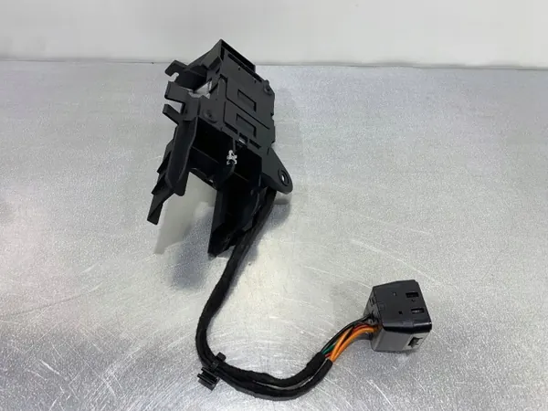 Cupra Formentor VZ5 Spanningsomzetter OEM 3F0907155 image 4