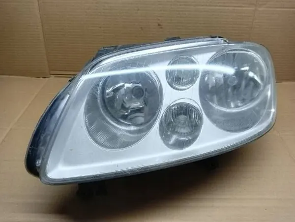 Farol dianteiro esquerdo VW Touran image 2
