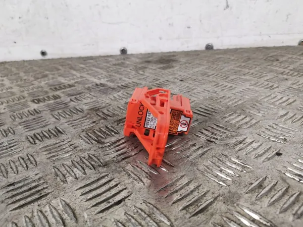 Pyrotechnische klem OEM FBZ13276 voor Lexus GS image 3