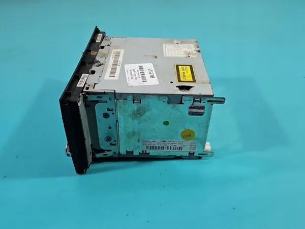 Audi A4 B7 Tehdasradio OEM 8E0035186AK image 6