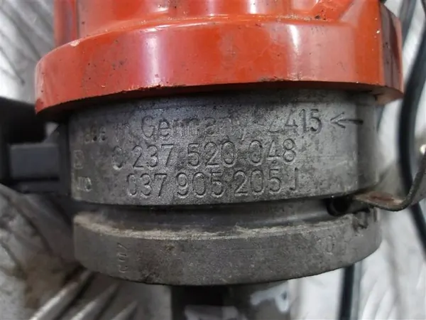 Unité d'allumage VW Passat B4 2.0 image 2