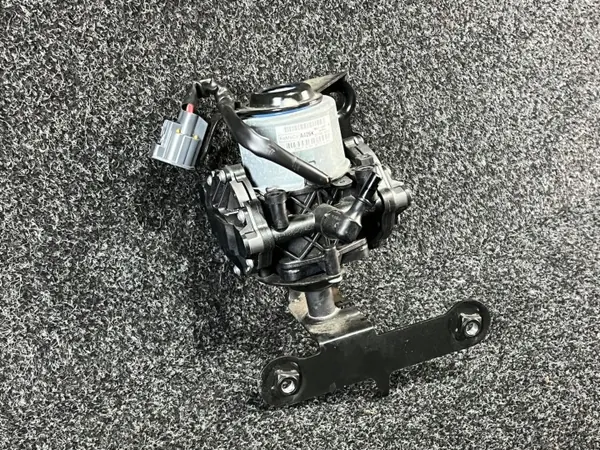 Pompe servo frein Ford Transit OEM NK412A451AC image 3