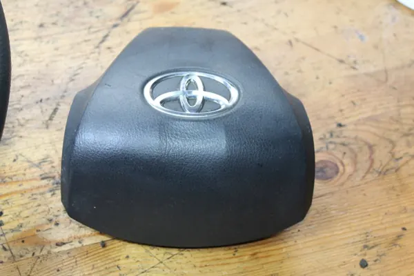 Toyota Auris I Lift bestuurdersairbag OEM 45130-02500 image 3