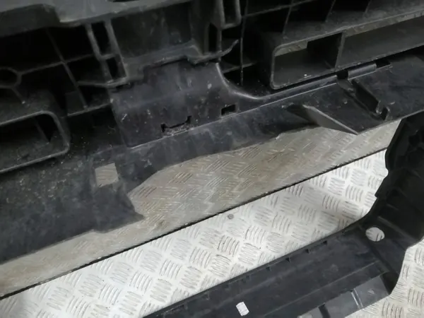 OEM 571805594K Frontgurtverstärkung für VW Tiguan 3 image 5