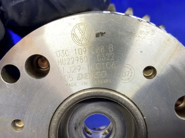 OEM 03C109088B Kamaxelsregulator VW Golf V image 5