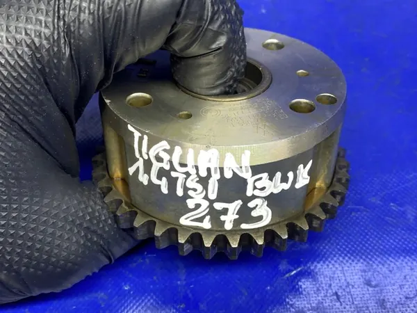 OEM 03C109088B Kamaxelsregulator VW Golf V image 6