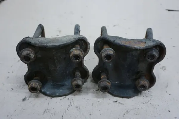Nissan D40 CYBANTY Bladfjädrar - Begagnat OEM-set image 3