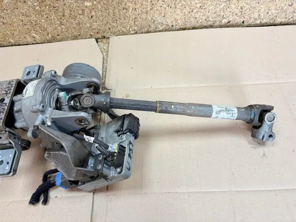 Fiat 500L Servolenksäule OEM 00519933500 image 3
