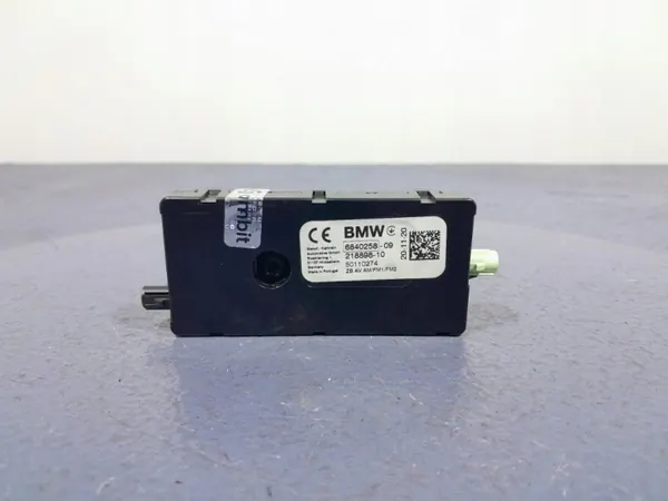 BMW X7 G07 Antennenverstärker OEM 6840258 image 2