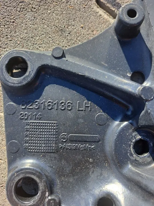 Montage de cabine Renault Gama T Range image 3