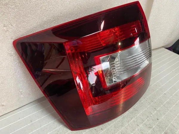 Skoda OE lampa tylna 5JJ945095A image 3