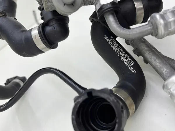 MERCEDES W205 Conjunto de Mangueiras de Óleo A0995002500 image 6