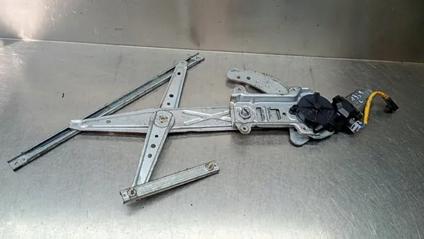 Elevador de vidro dianteiro esquerdo Nissan Micra K11 1.0B image 3