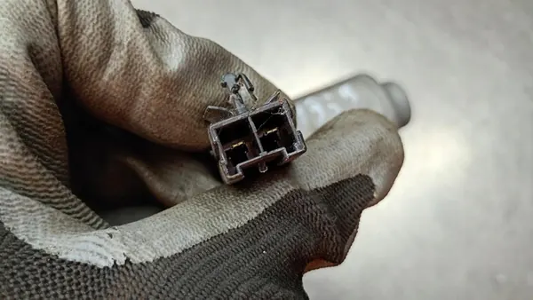 Elevador de vidro dianteiro esquerdo Nissan Micra K11 1.0B image 5