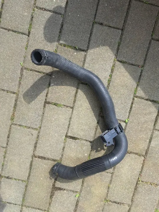 Mazda OE SH01-13700 Turbokone - Käytetty image 2