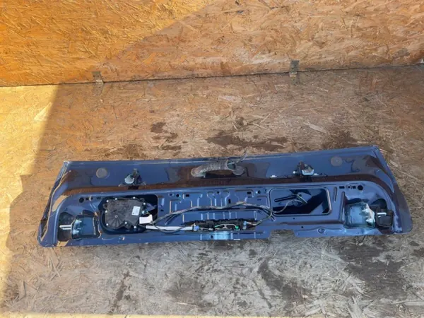 BMW X5 G05 onderste achterklep OEM KLAPA BAGAŻNIKA DOLNA image 6