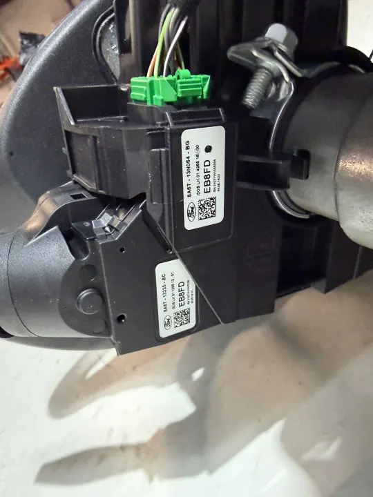 Colonne de direction AUDI Q5 8R OEM 8R0419506K image 4