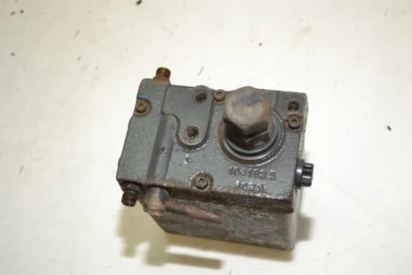 Bomba elevadora cabine Mercedes Actros MP4 OEM 9605530001 image 5