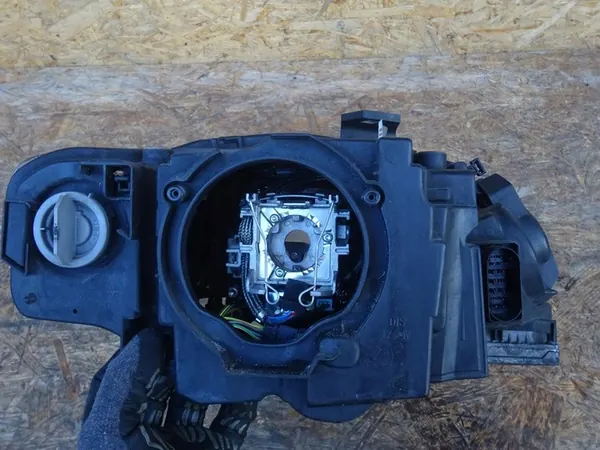 AUDI A4 B7 Faro Izquierdo Bixenon 8E0941003AG image 9