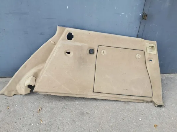 W164 Höger Bagageutrymmessidopanel OEM - Beige Begagnad image 2