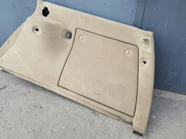 W164 Höger Bagageutrymmessidopanel OEM - Beige Begagnad image 3
